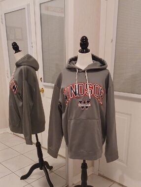 4/$60 Gray "Windsor AAA Zone" Pullover Hoodie with Embroidered Logo - Size Small
